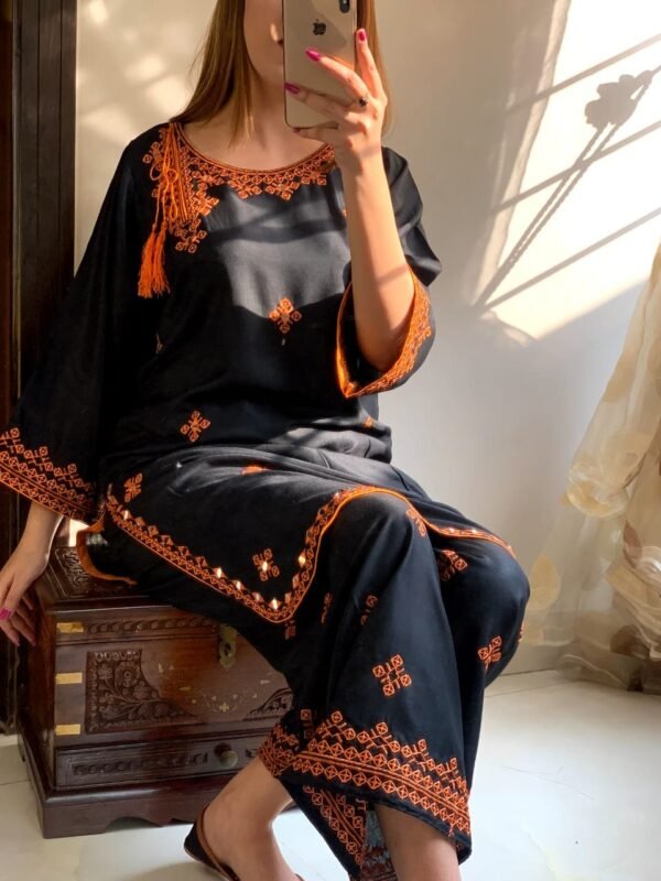 Gul-Rang (Stitched 2 Pcs) - Image 2