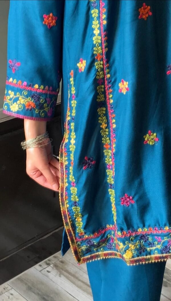 Jasmeen Multi Design EMB 2Pcs - Image 7