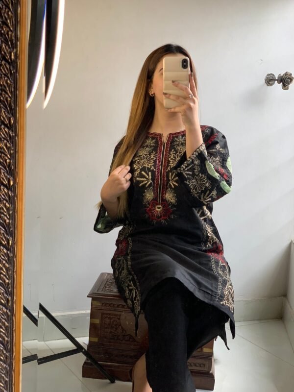 Hina (Stitched 2 Pcs) - Image 2